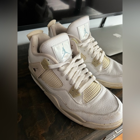 Jordan 4 Retro “Sand” size 9Y, womens 10.5; mens 9 - Picture 2 of 7